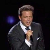 사자사랑방 - 2025 최고의 선수! 스페셜 수트(?)입은 MVP 폰세와 퓨처스 타격왕 장규현┃ 2025 KBO AWARDS - 이미지 1